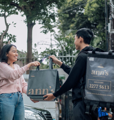 Manfaat Pemesanan Kue Online
