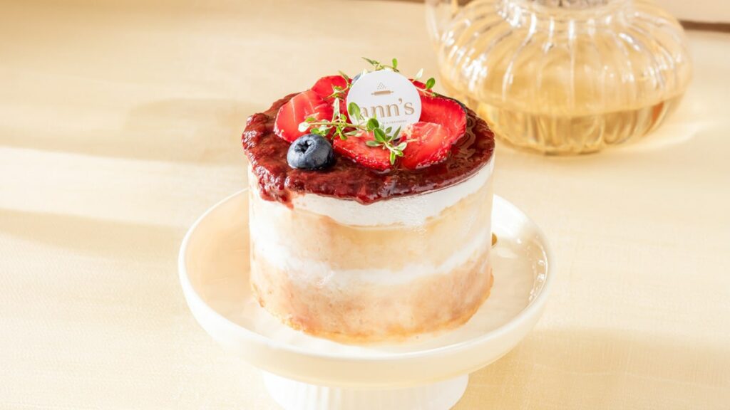 kue tres leches red berry