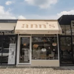 tampilan depan toko kue terbaru di jakarta selatan