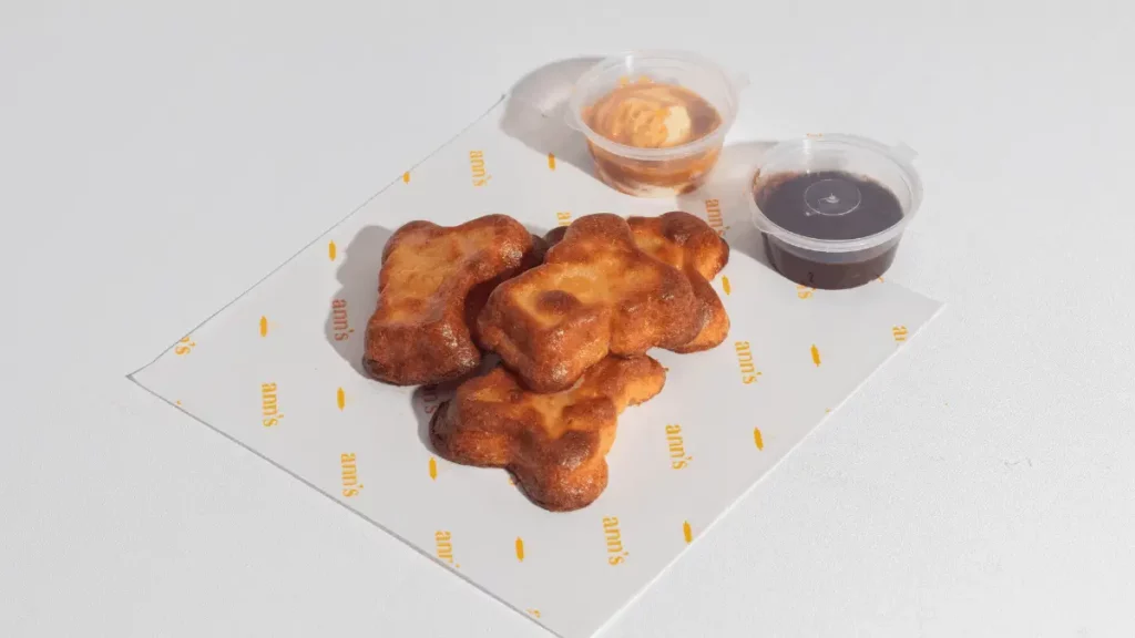 butter tteok with 2 dipping sauce